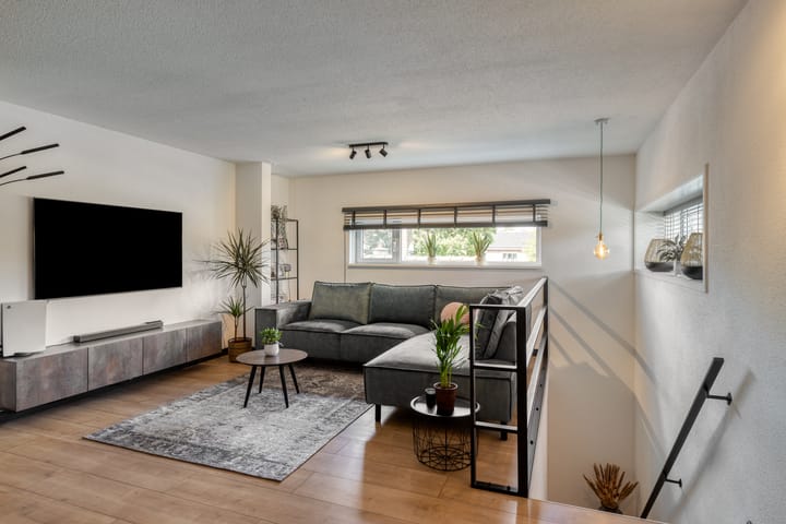 Foto 22 van Julianalaan 23