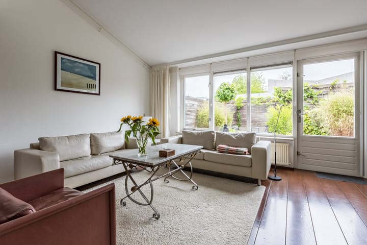 Foto 2 van Valkkooglaan 1