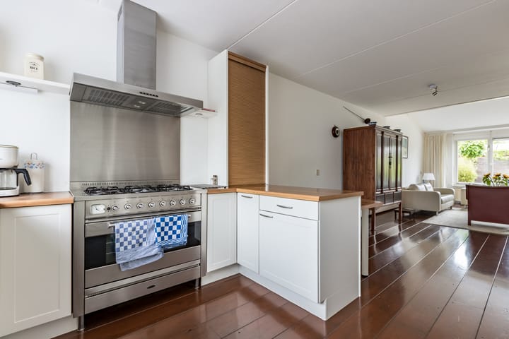 Foto 11 van Valkkooglaan 1