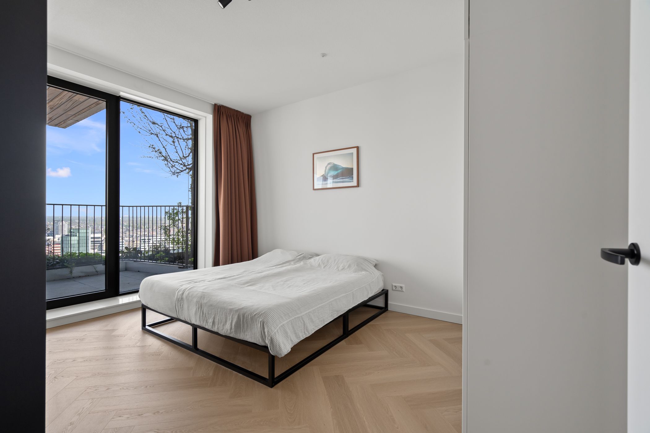 Photo 15 of Hoola van Nootenstraat 353