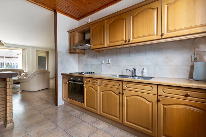 Foto 10 van Snekerveste 4