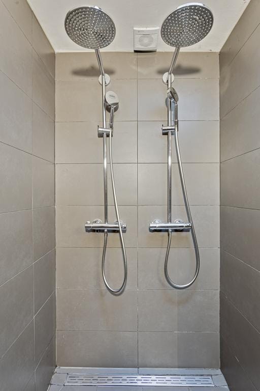 Foto 26 van Govert Flinckstraat 356-O