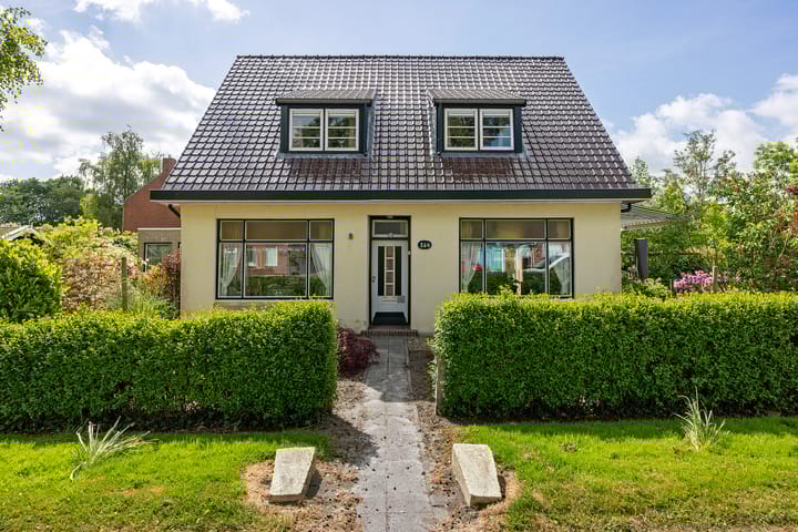 Photo 8 of Hoofdstraat 264