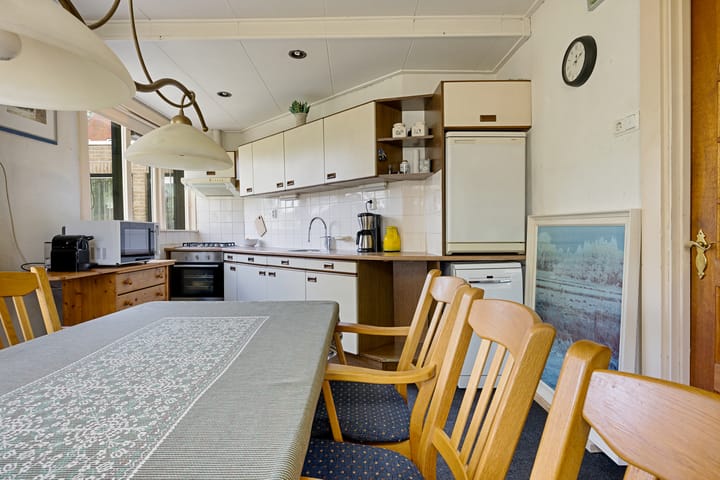 Photo 16 of Hoofdstraat 264