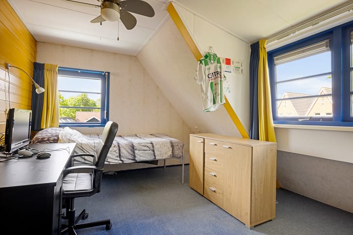 Photo 22 of Hoofdstraat 264