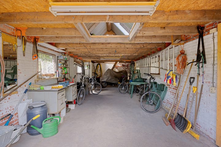 Photo 31 of Hoofdstraat 264