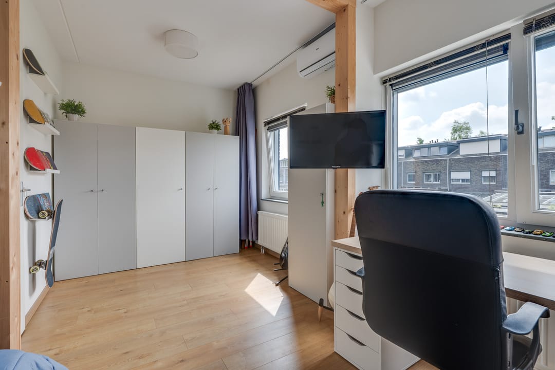 Foto 23 van Graslelie 46