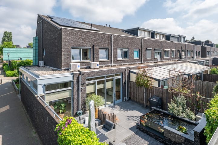 Foto 28 van Graslelie 46