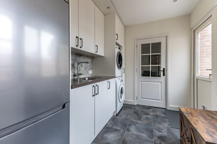 Foto 15 van Hulststraat 6