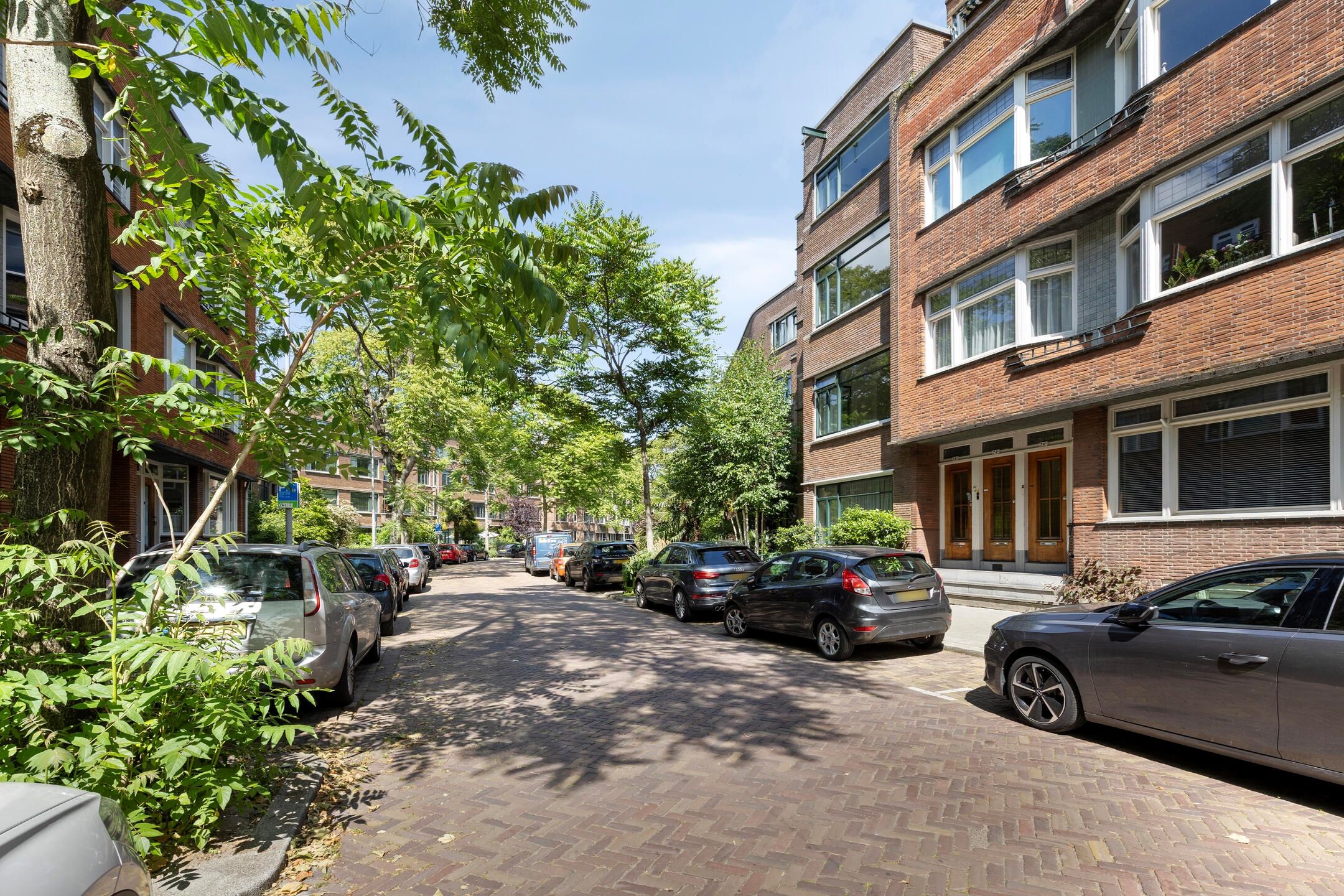 Photo 6 of Breitnerstraat 64-A