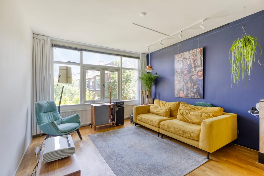 Photo 11 of Breitnerstraat 64-A