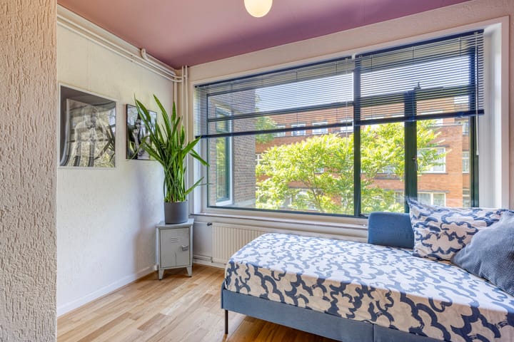 Foto 31 van Breitnerstraat 64-A