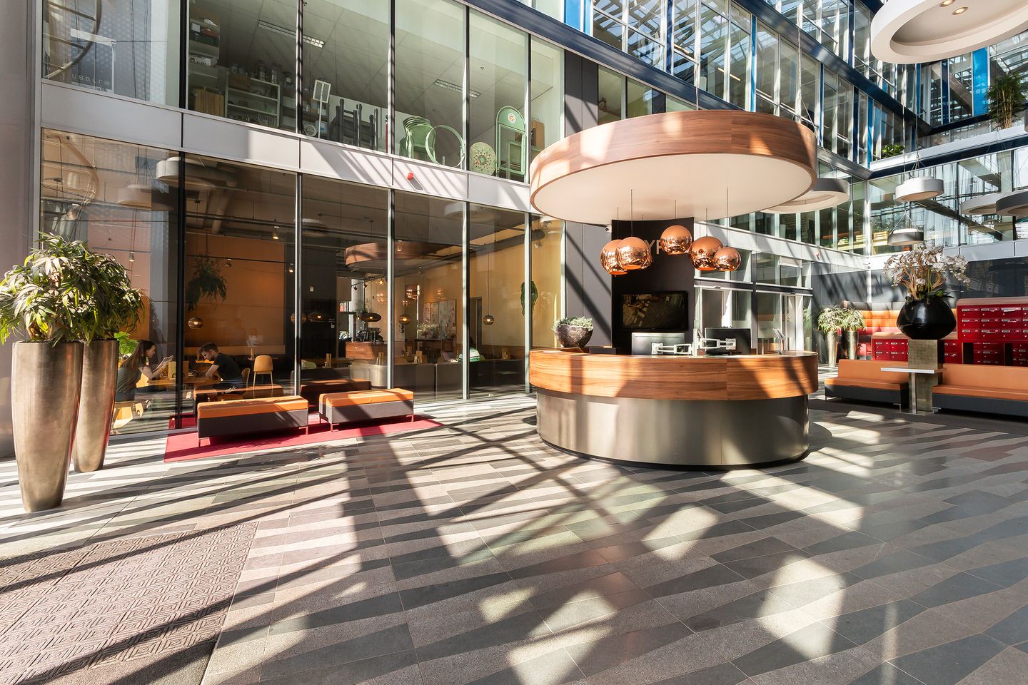 Foto 5 van Kruisplein 1014