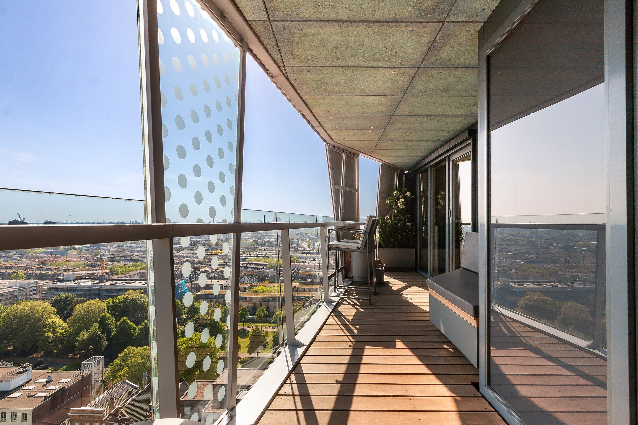 Foto 21 van Kruisplein 1014