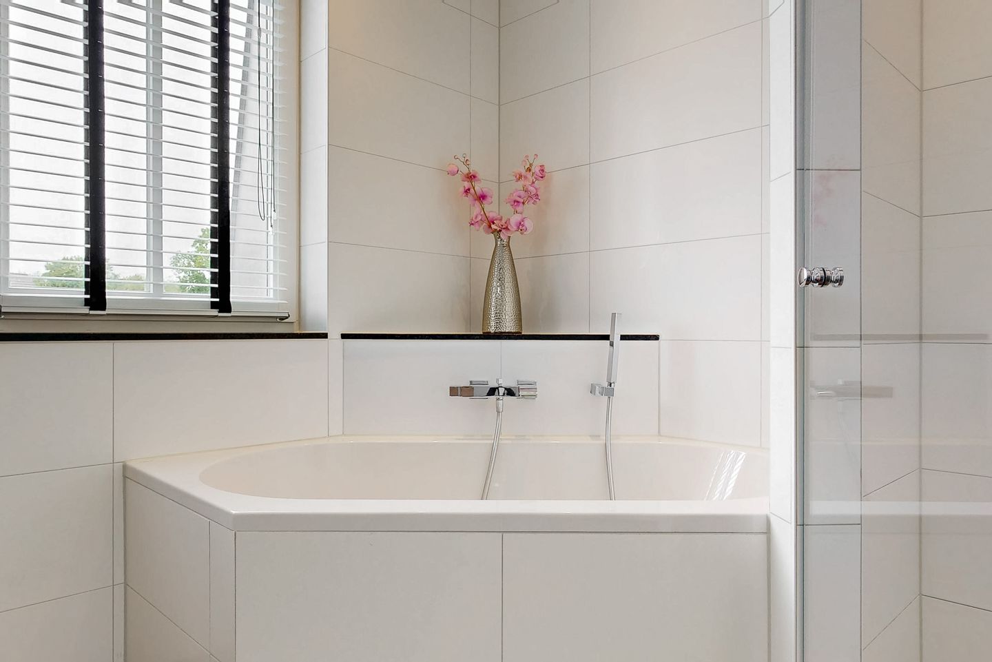 Foto 34 van Geerkens 4