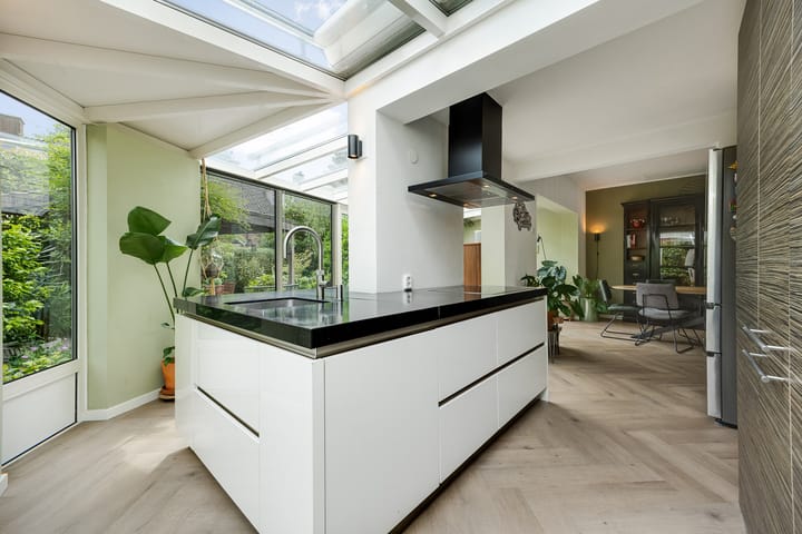 Foto 8 van Frederik Hendriklaan 141