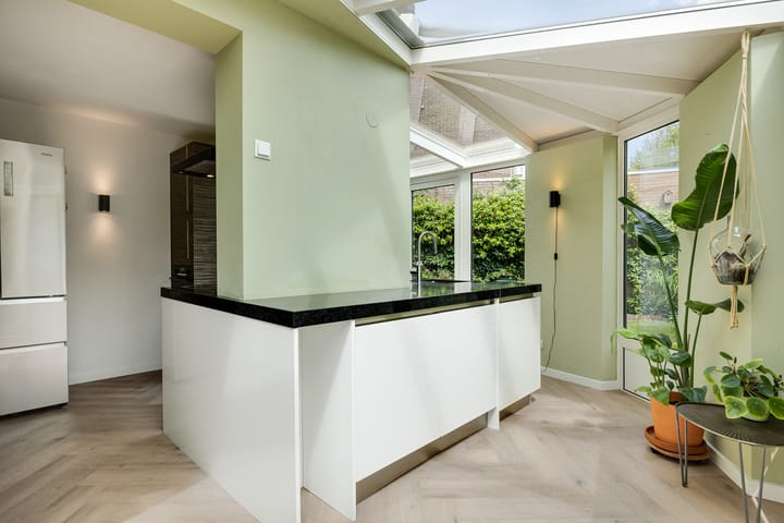 Foto 10 van Frederik Hendriklaan 141