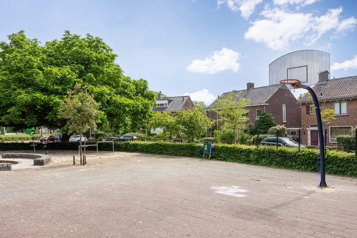 Foto 39 van Frederik Hendriklaan 141