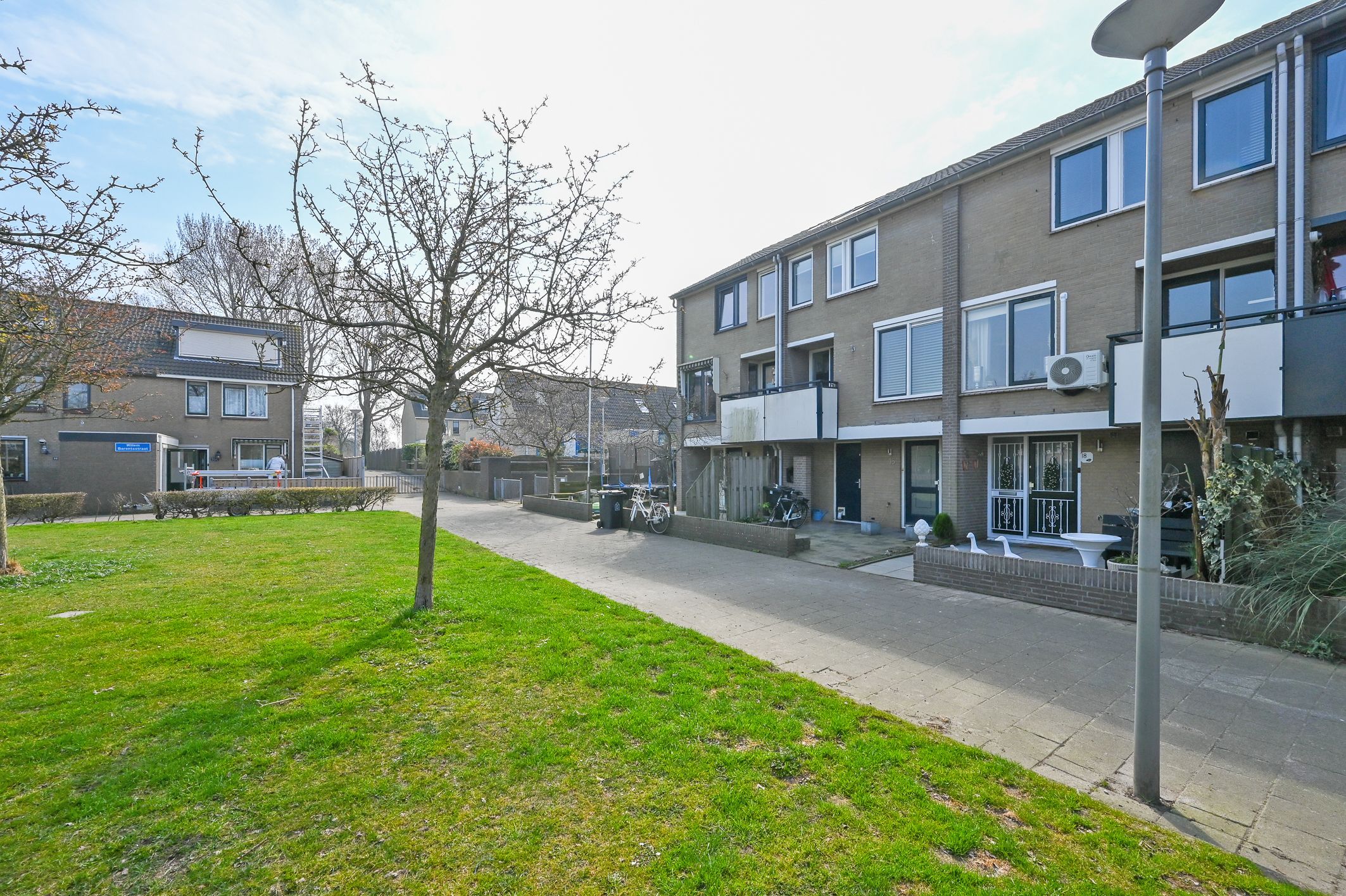 Foto 42 van Willem Barentsstraat 18