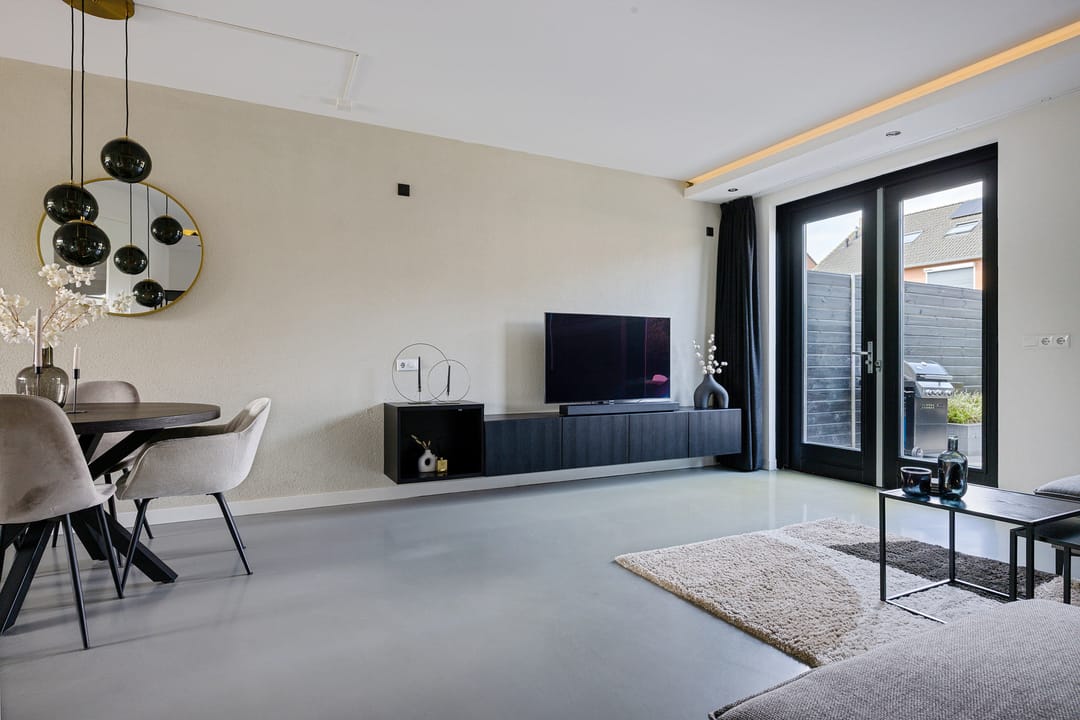 Foto 8 van Koningspage 83