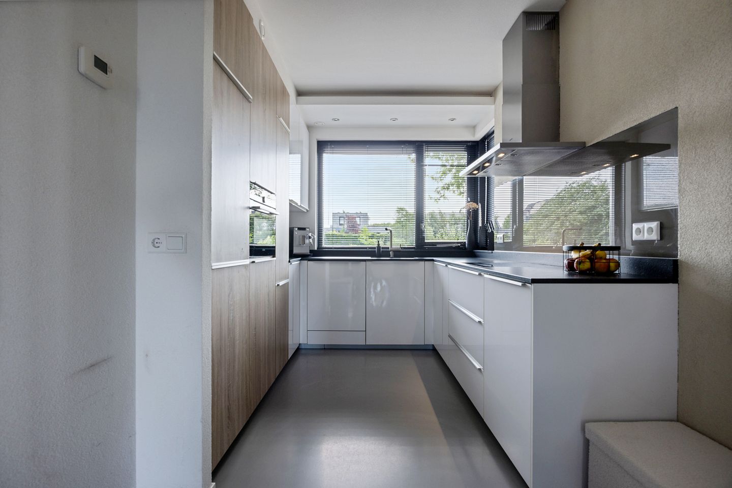 Foto 14 van Koningspage 83