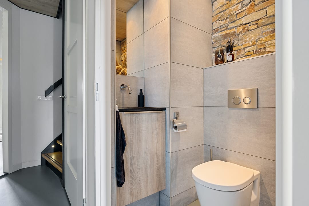 Foto 17 van Koningspage 83