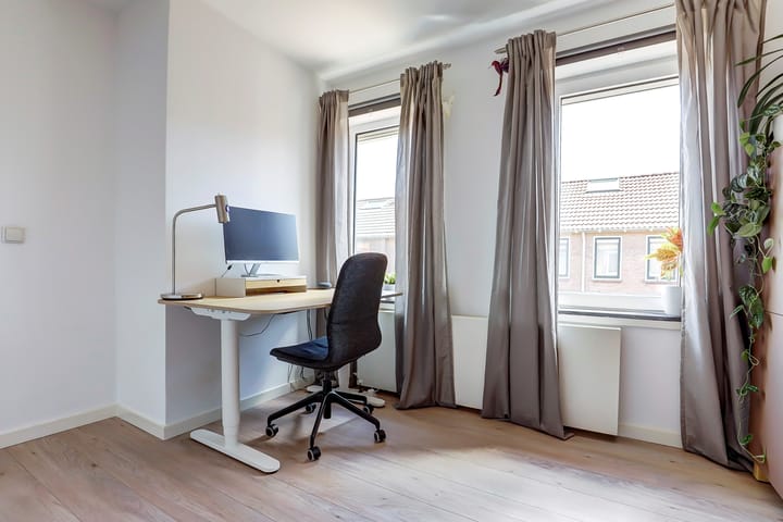 Photo 20 of Jacob van Rijsoordstraat 12