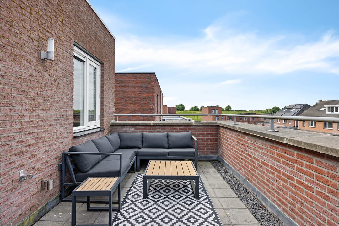 Foto 31 van Koningspage 83