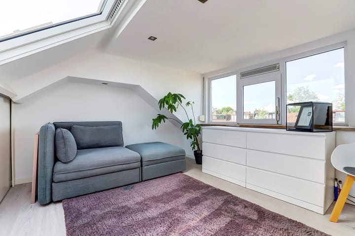 Photo 26 of Jacob van Rijsoordstraat 12