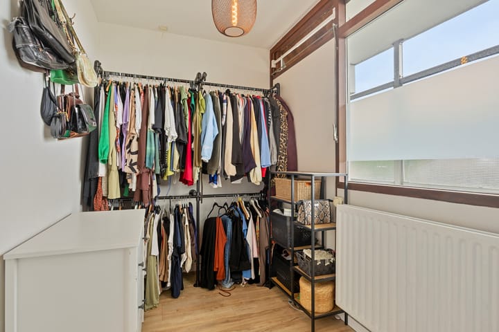 Foto 11 van Adelbert van Scharnlaan F 54