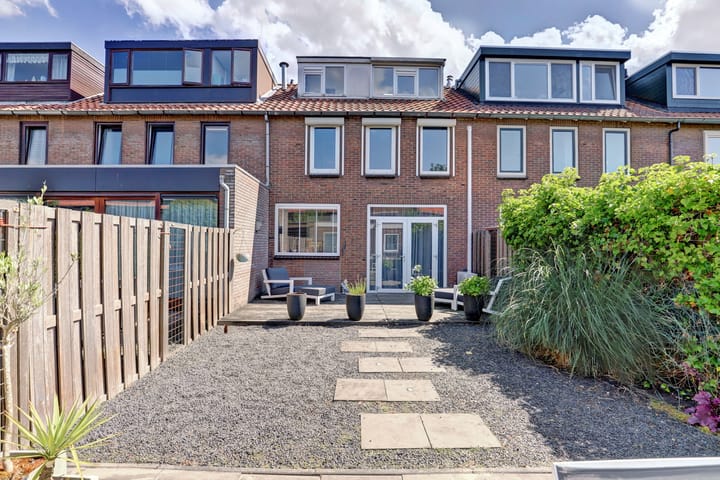 Photo 30 of Jacob van Rijsoordstraat 12