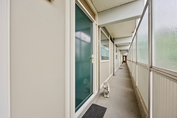 Foto 14 van Adelbert van Scharnlaan F 54