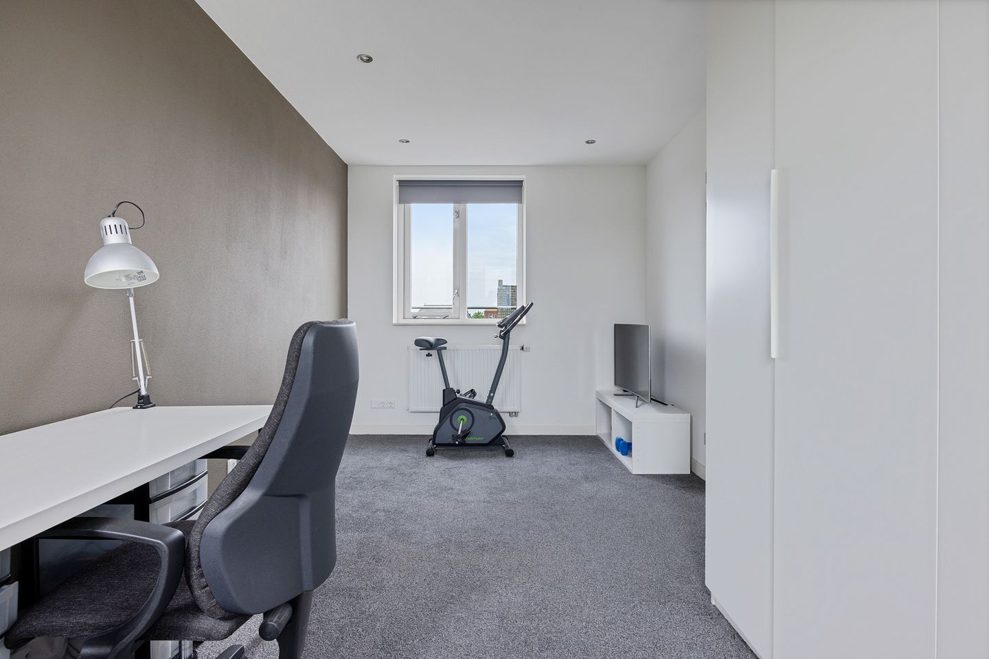 Foto 35 van Koningspage 83