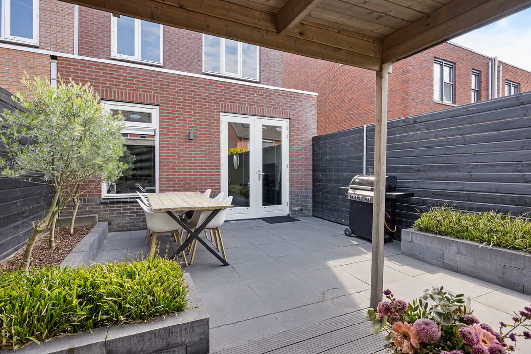 Foto 37 van Koningspage 83