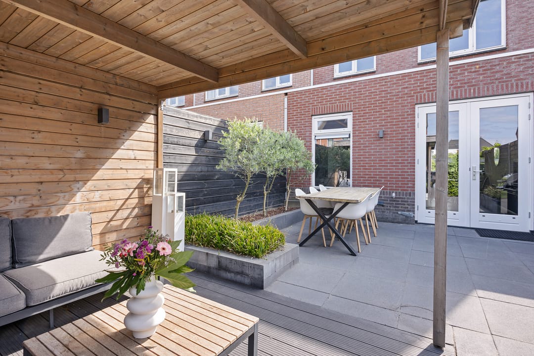 Foto 38 van Koningspage 83