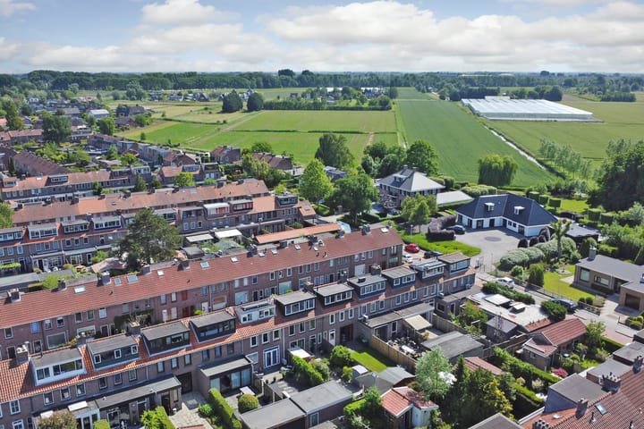 Photo 35 of Jacob van Rijsoordstraat 12