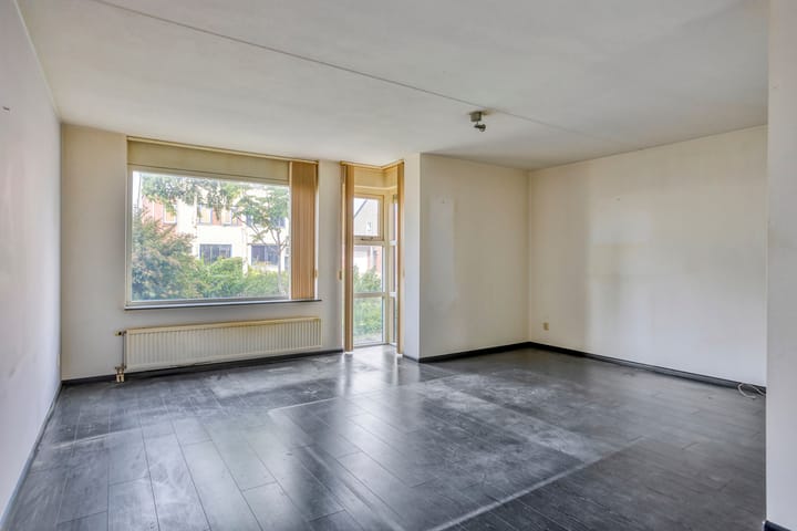 Photo 2 of Oudenboschstraat 26