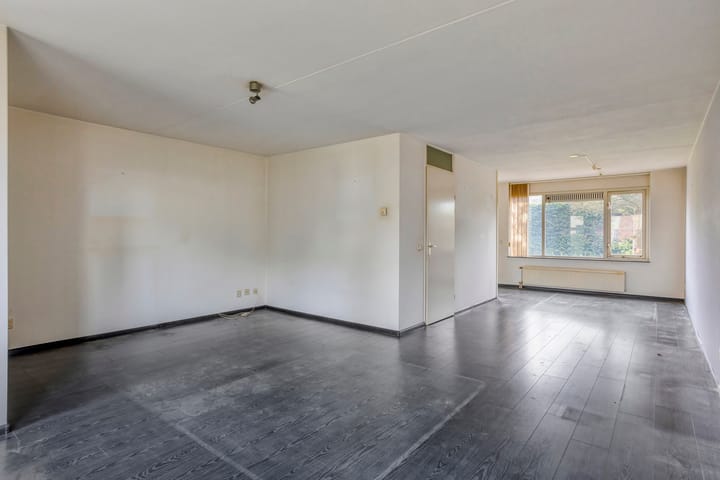 Photo 3 of Oudenboschstraat 26