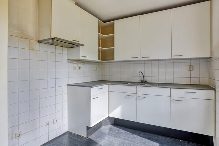 Photo 8 of Oudenboschstraat 26