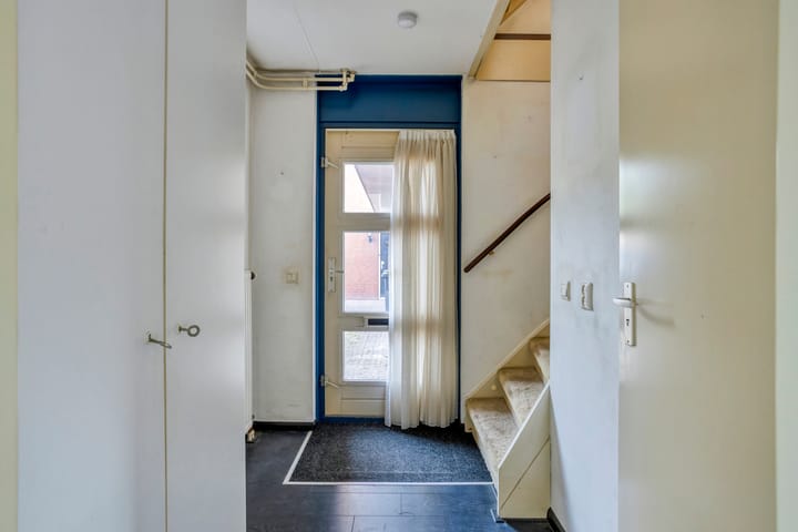 Photo 9 of Oudenboschstraat 26