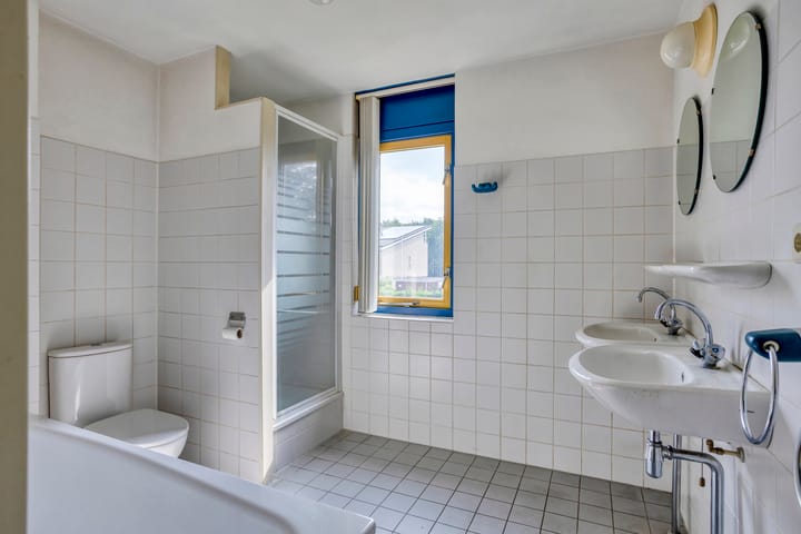 Photo 13 of Oudenboschstraat 26