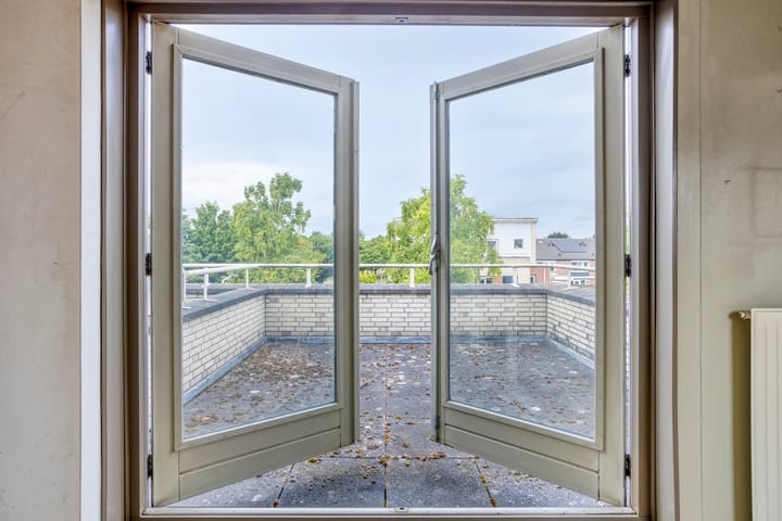 Photo 18 of Oudenboschstraat 26