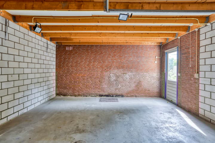 Photo 24 of Oudenboschstraat 26