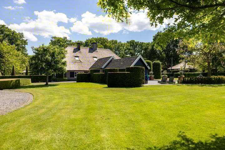 Foto 16 van Molenweg 28