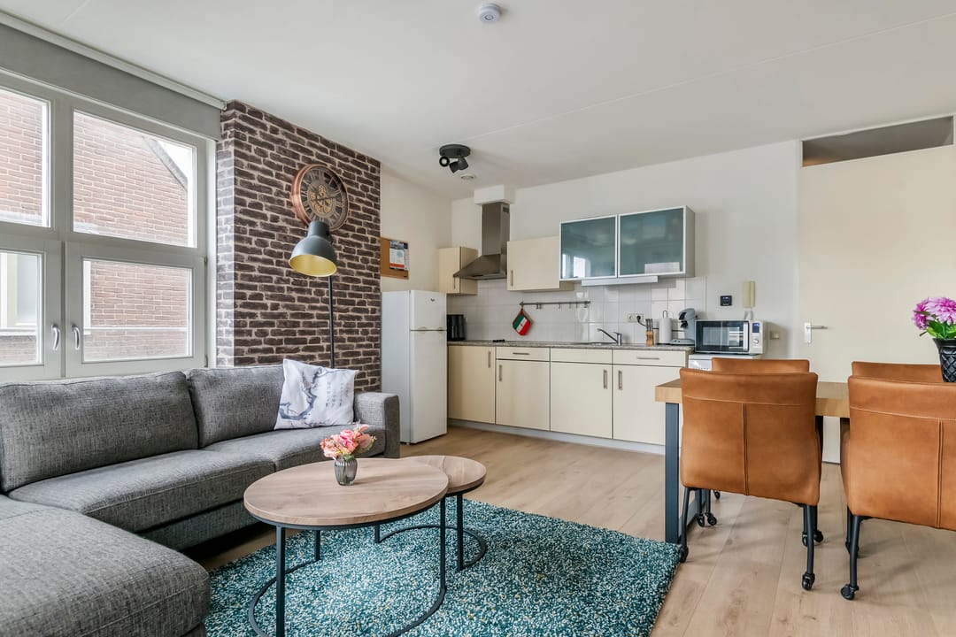 Foto 1 van Damstraat 44