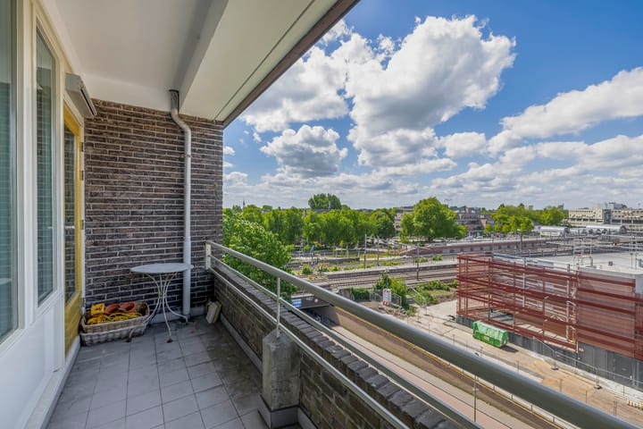 Foto 22 van Albert Plesmanplein 80