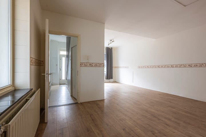 Foto 3 van Laurastraat 36