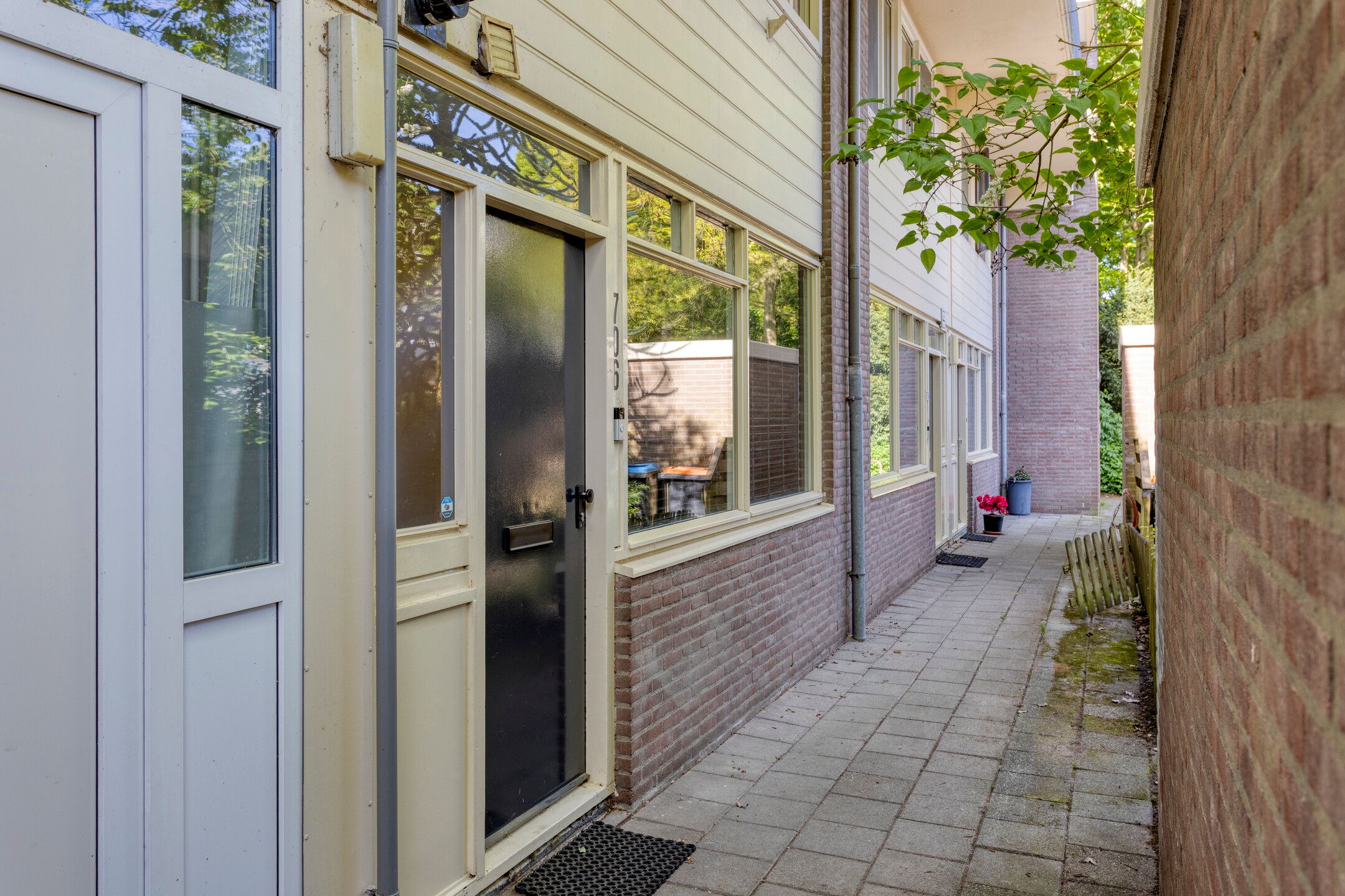 Foto 6 van Doornenburg 706