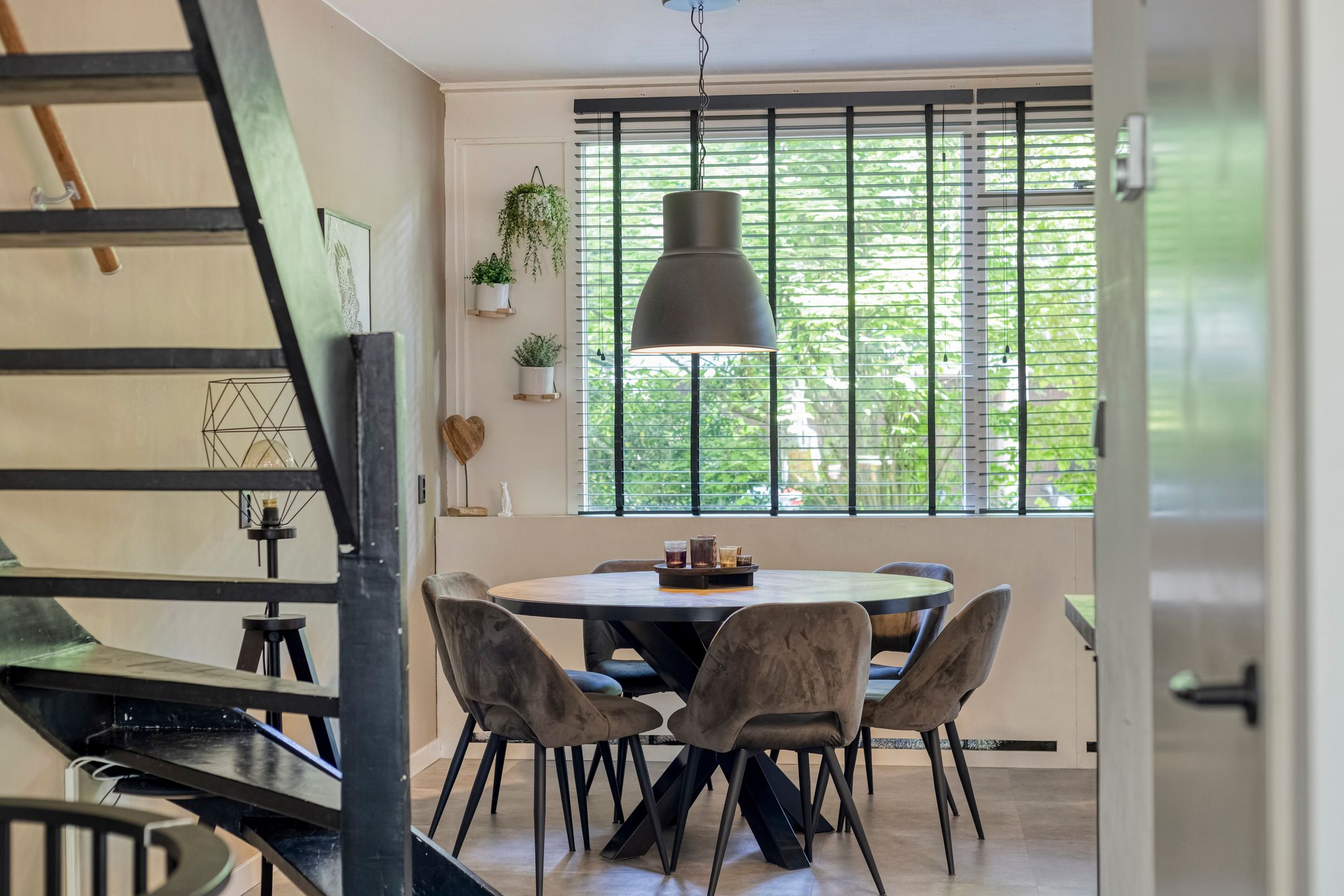 Foto 15 van Doornenburg 706