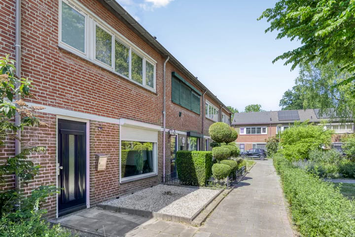 Foto 4 van Burgemeester van Claarenbeekstraat 26